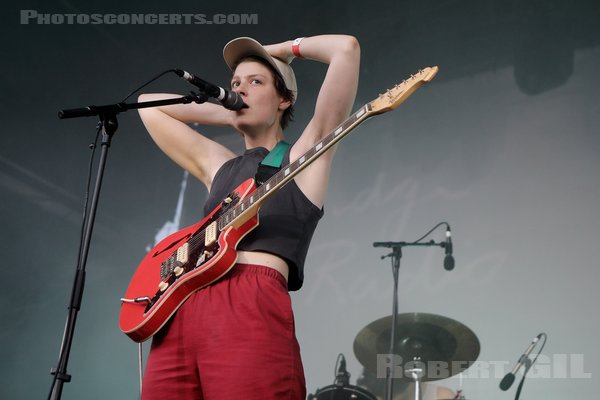 PORRIDGE RADIO - 2023-05-28 - ANGERS - Le Chabada - Scene Elevation - Dana Margolin